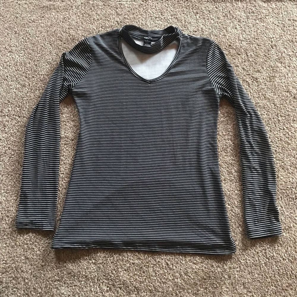 ‼️Rue21 Long Sleeve‼️